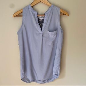 Knox Rose gray blue tank crocheted back